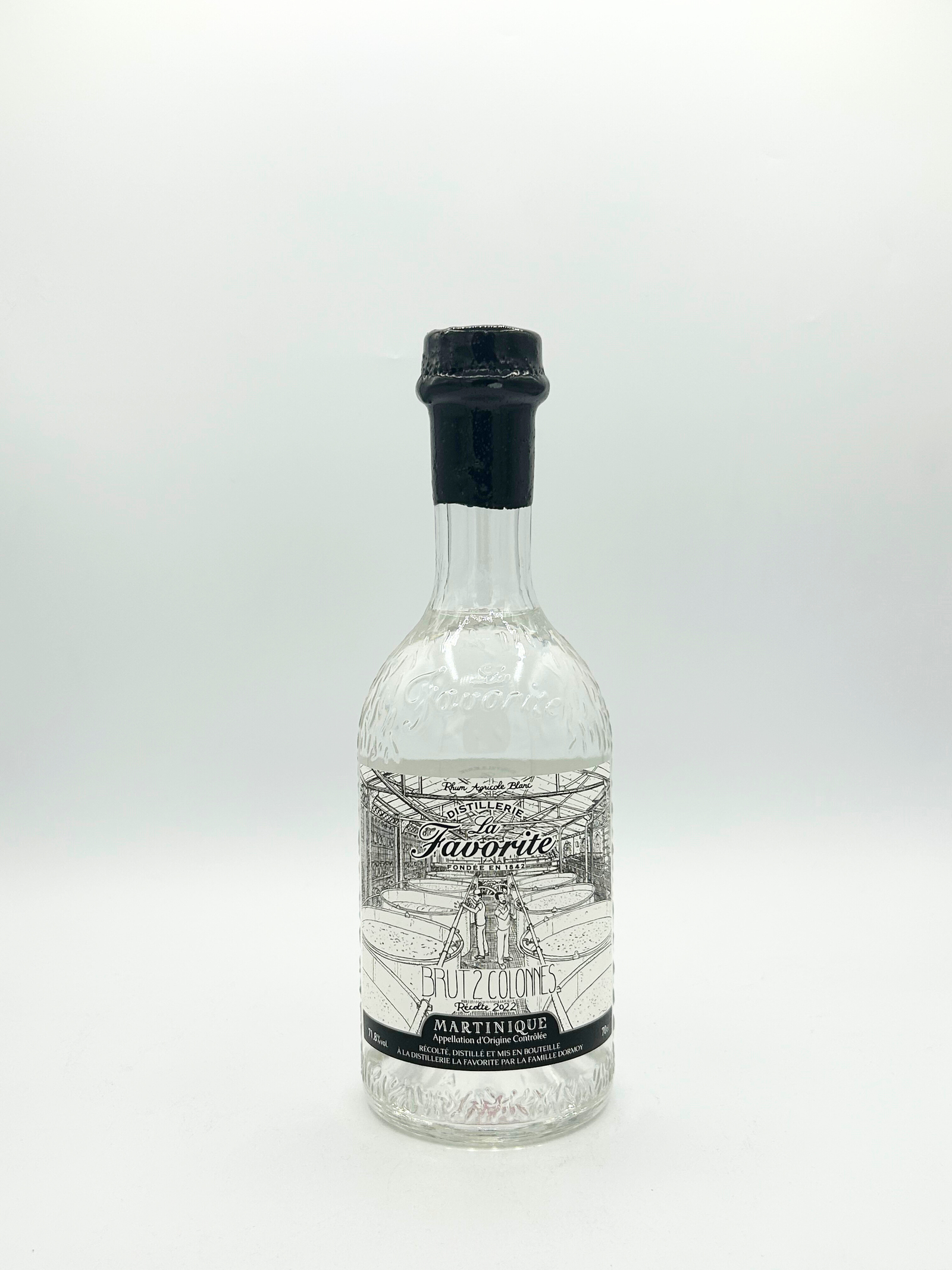 Rhum Blanc La Favorite Brut 2 Colonnes Récolte 2022 - L'Expression Pure de la Canne Martinique​